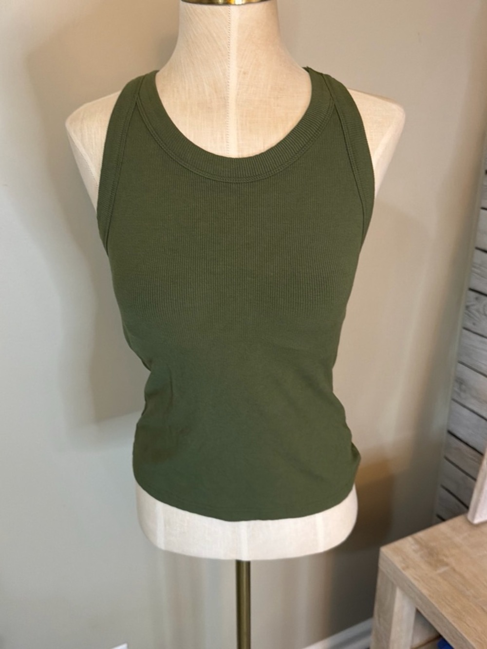 Chic Me Classic Olive Ribbed Tank Top - Women